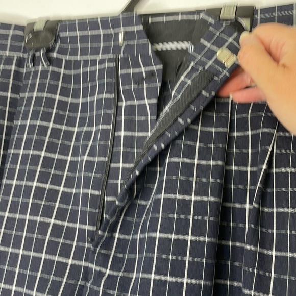 Classy Handock lightweight canvas window grids print navy trousers - Picture 6 of 9